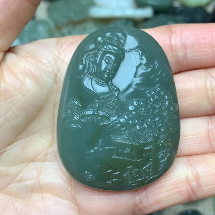 和田玉未镶嵌颈饰