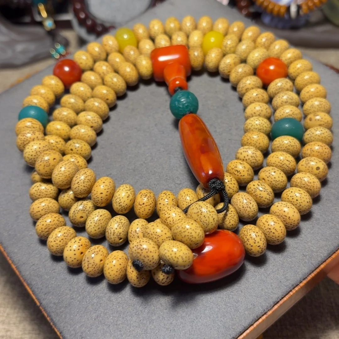 星月菩提吊坠鸡油黄星月12mm