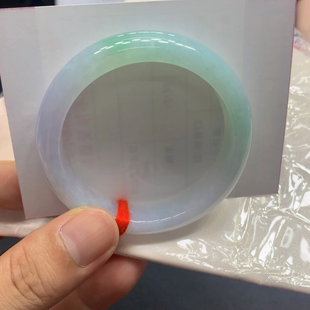 翡翠手镯（圆镯）未镶嵌翡翠手镯