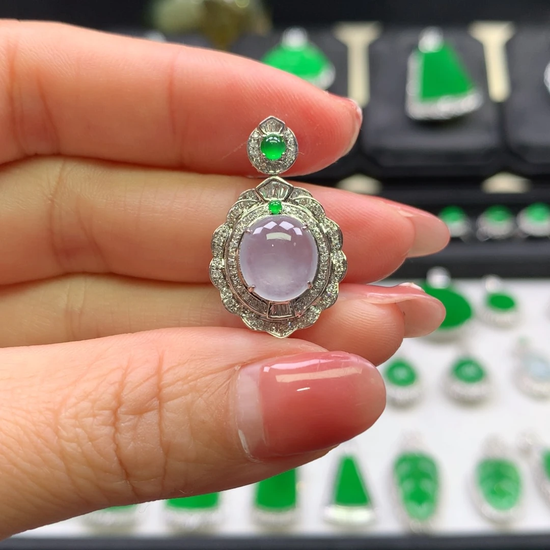 翡翠吊坠(不含链)18K金镶嵌