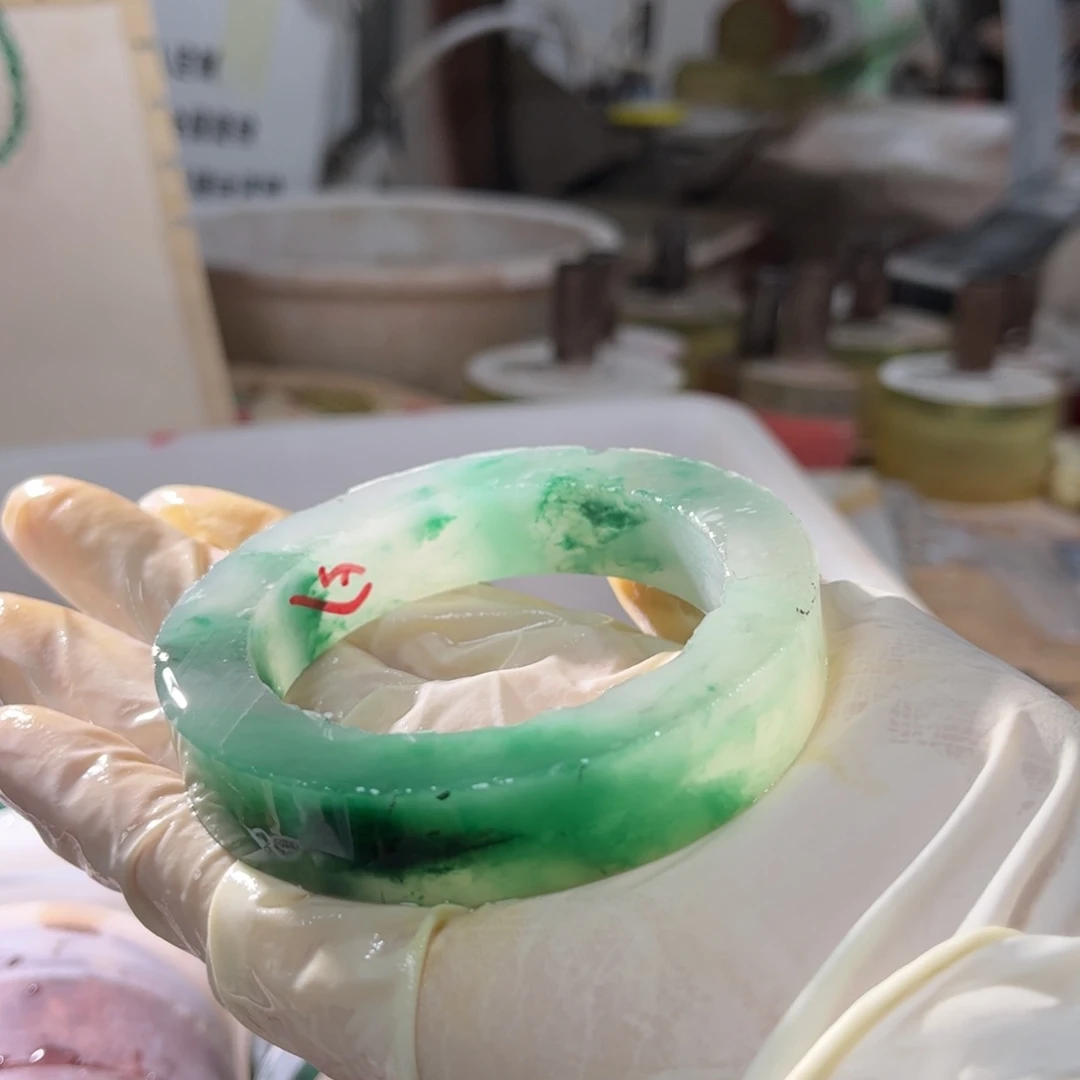 白***都定制石英质玉定制