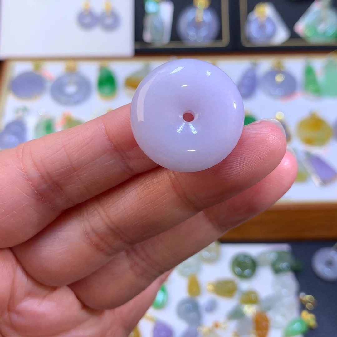 翡翠未镶嵌颈饰翡翠未镶嵌