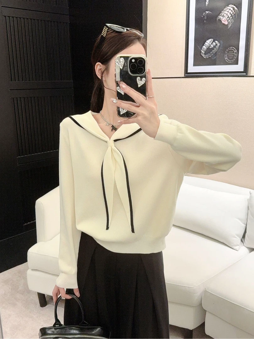 【衣联服饰】精品妈妈款海军领上衣666