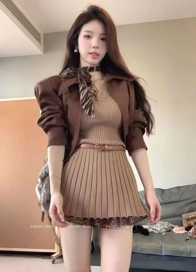 【茵茵专属】1法式美拉德复古棕色外套秋季辣妹v领针织连衣裙套装