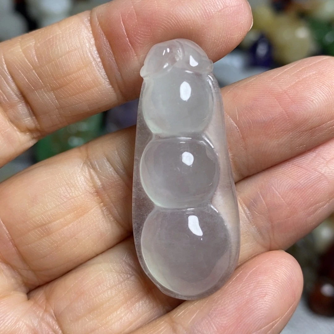 颈饰未镶嵌和田玉（糖玉）