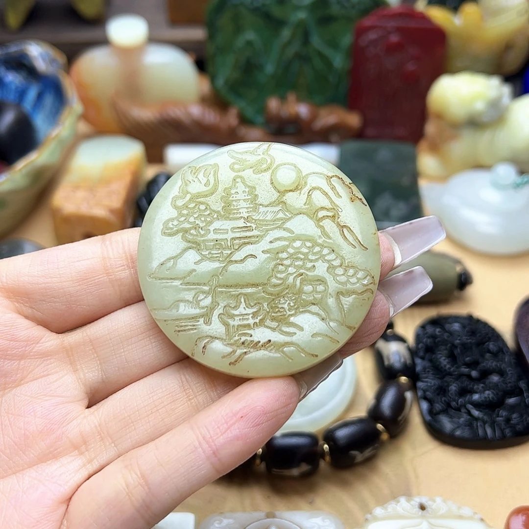 蛇纹石玉未镶嵌颈饰