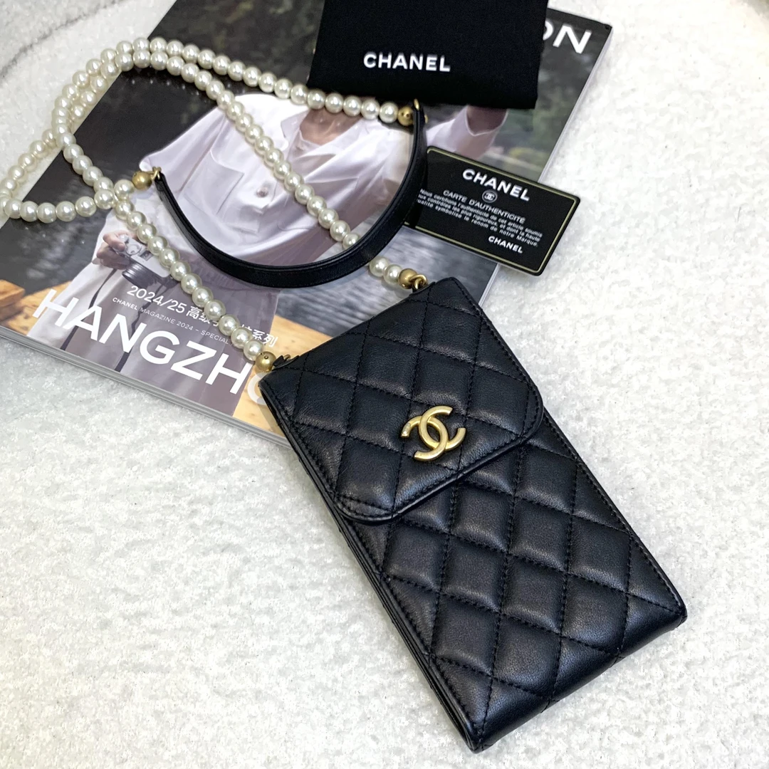 99新 Chanel/香奈儿 壹臻/ 黑金珍珠链条手机包 31开 21948261