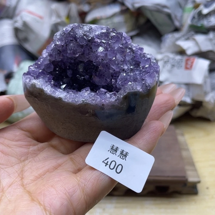 未镶嵌水晶大型摆件（非配饰）