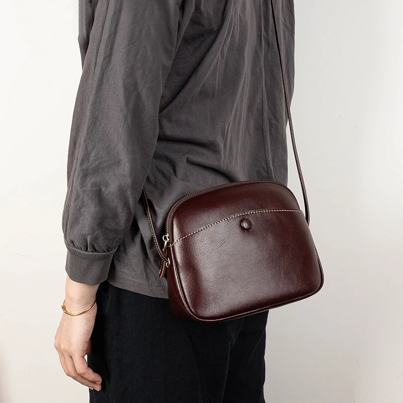 真皮春夏手机包女2025新款软皮包包轻便休闲斜挎包时尚百搭单肩包