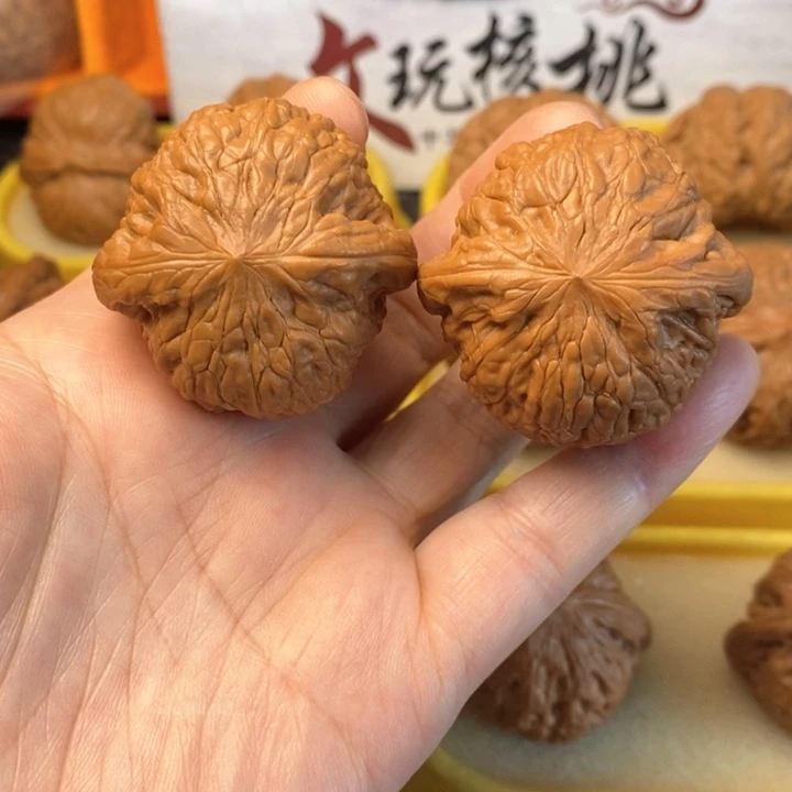 文玩核桃把件铁锤 精对39 38