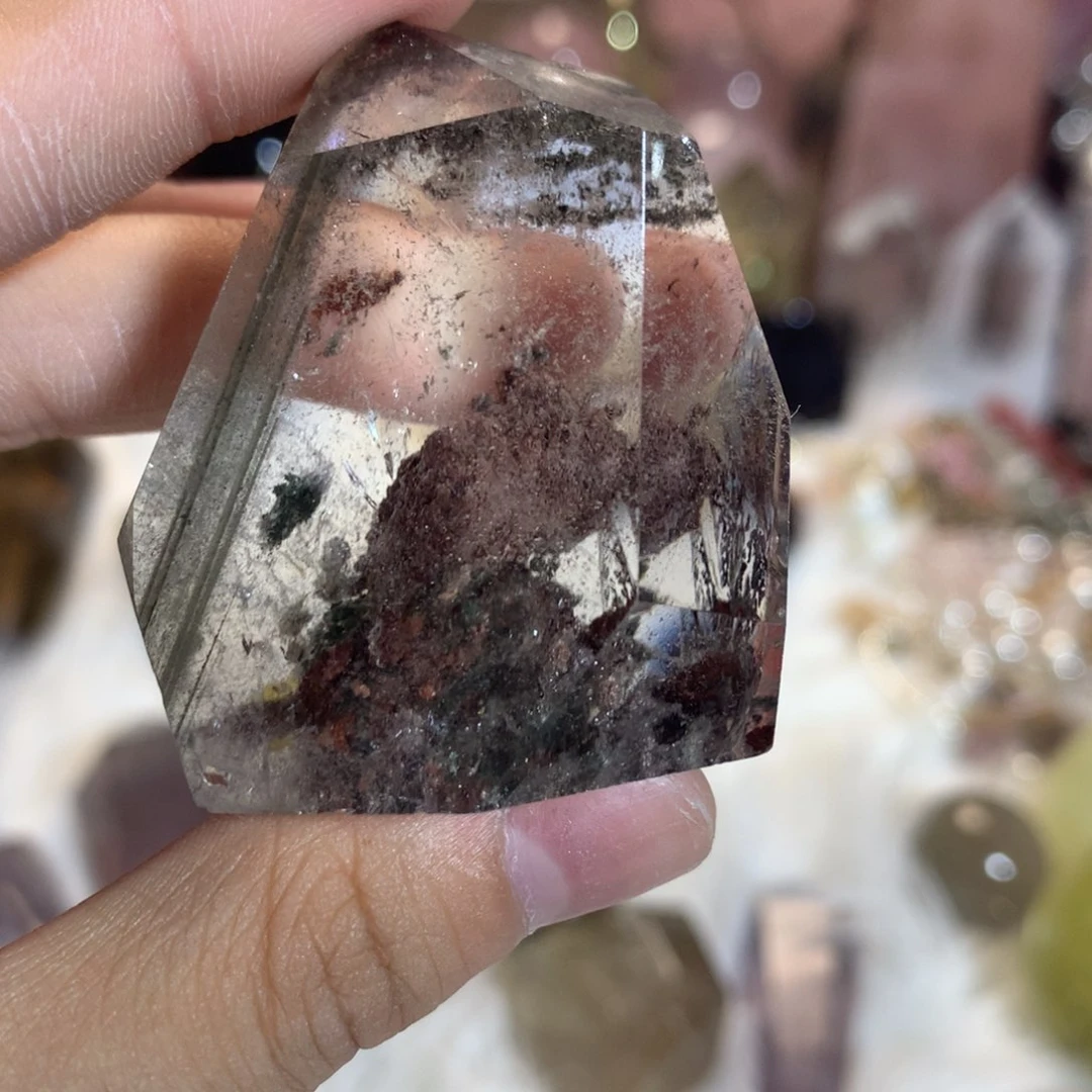 水晶摆件未镶嵌水晶烟***间