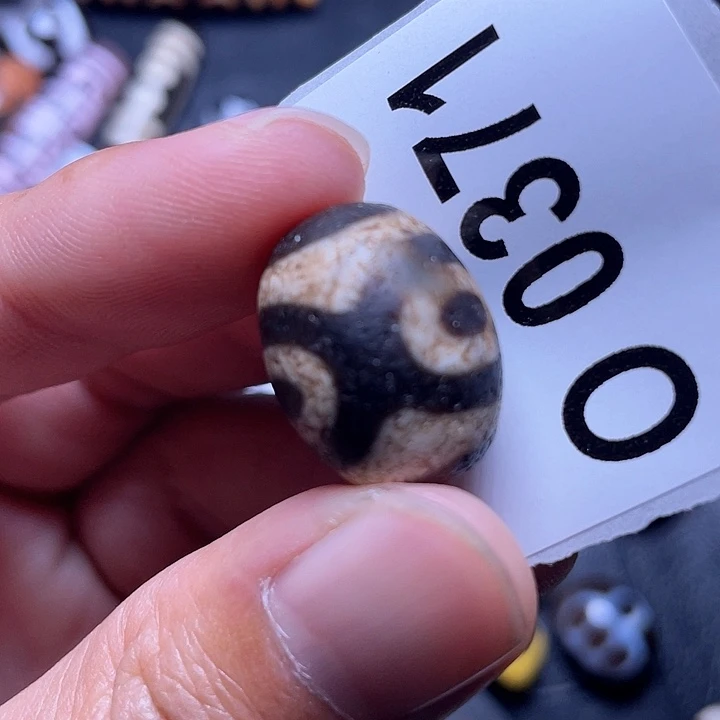 玛瑙/玉髓颈饰未镶嵌瑕疵