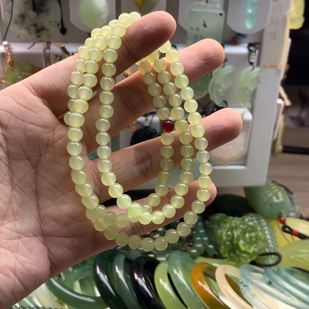 【闪购商品】蛇纹石玉未镶嵌颈饰