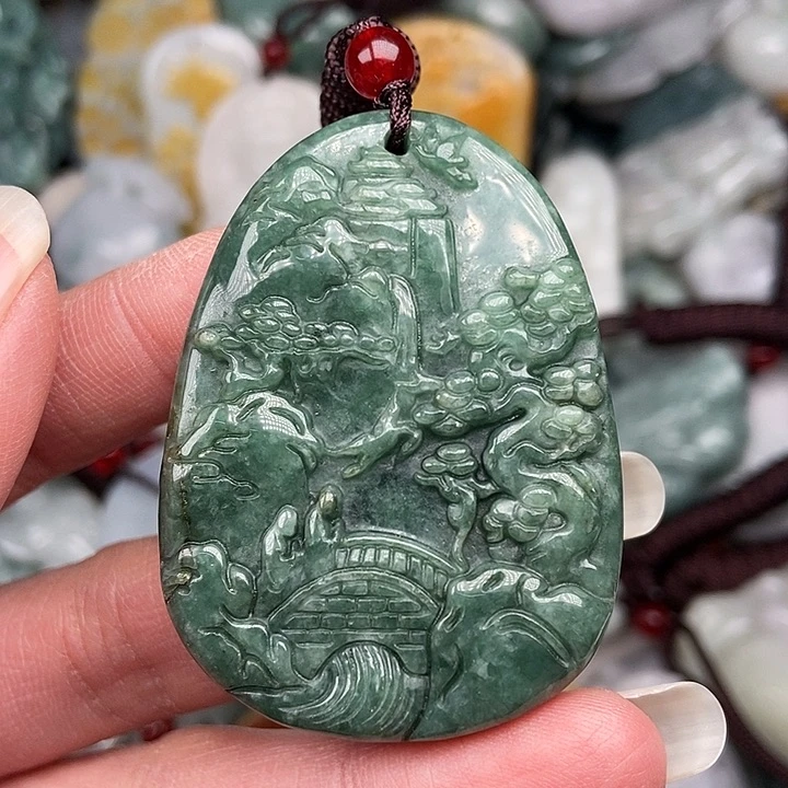 颈饰未镶嵌翡翠翡翠