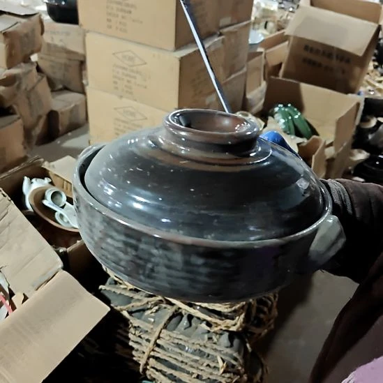 绿泥盘子碗茶壶啥都有