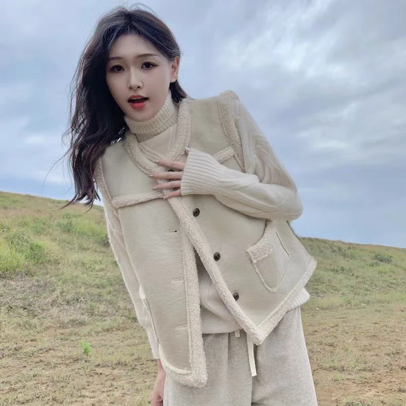 小香风羊羔毛马甲坎肩女2025新款百搭洋气外套小个子休闲减龄穿搭