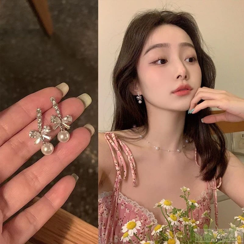 合金耳饰 意大利【设计师】蝴蝶结珍珠耳环韩式小众设计感高级耳饰