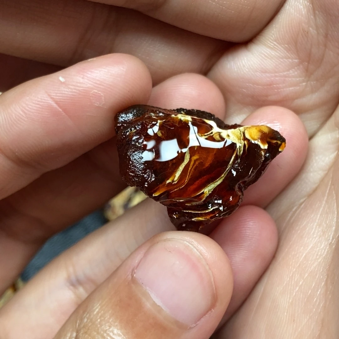 定制琥珀未镶嵌定制