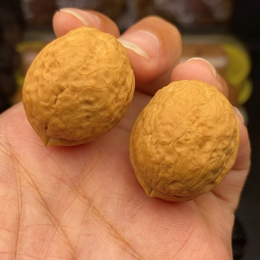 【闪购商品】文玩核桃把件29尺鸽子蛋