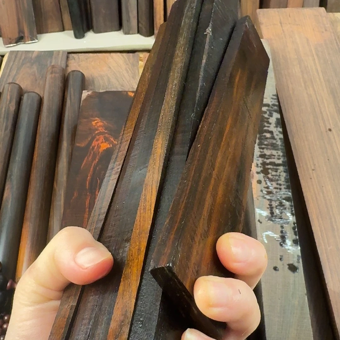 红酸枝木类端景台