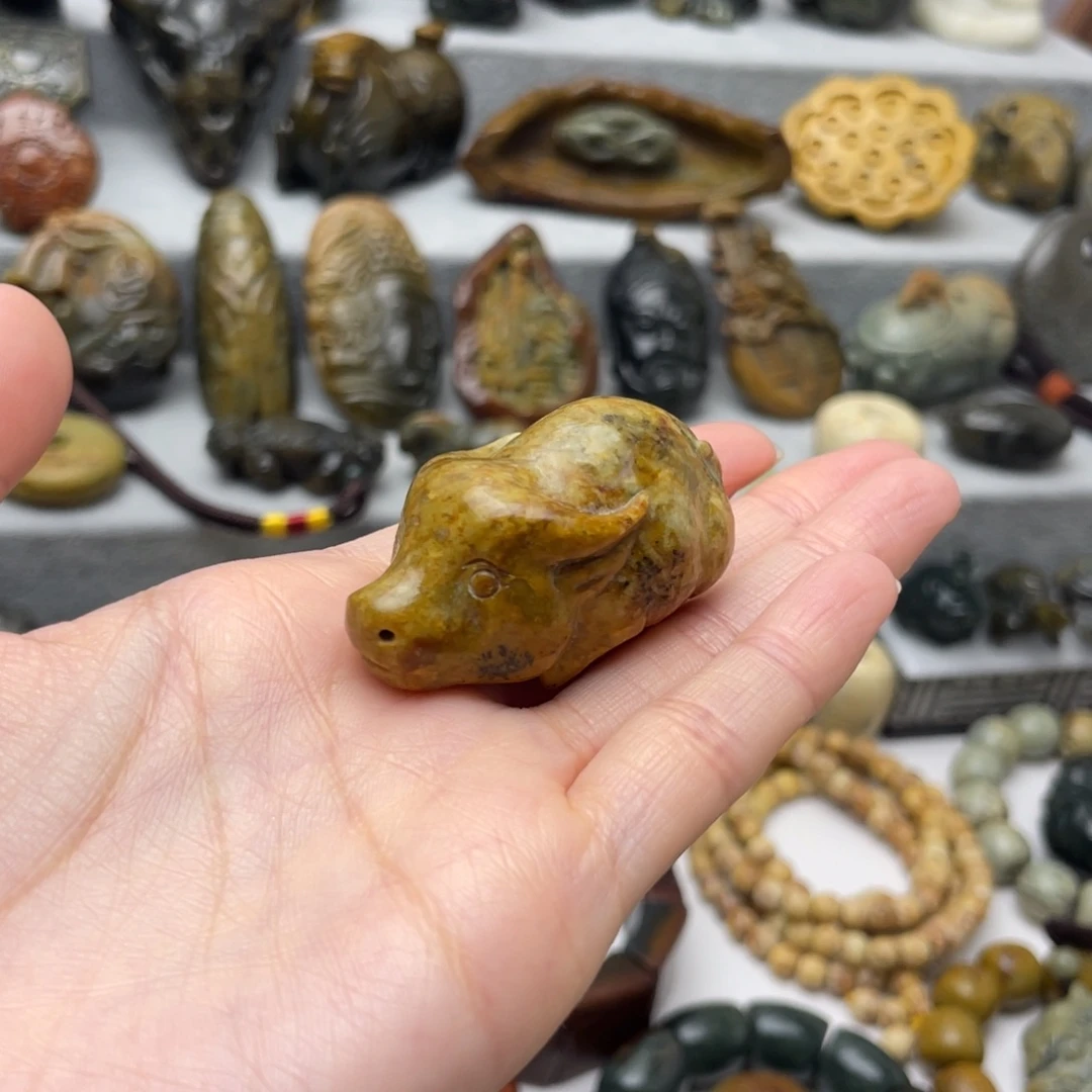 非***岫岩河磨玉（透闪石质玉）未镶嵌把件