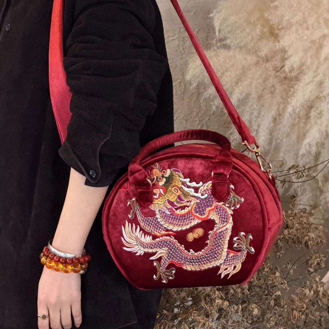 重工手提款单肩款喜庆民族风满洲龙龙纹婚礼时尚手提包大玲珑