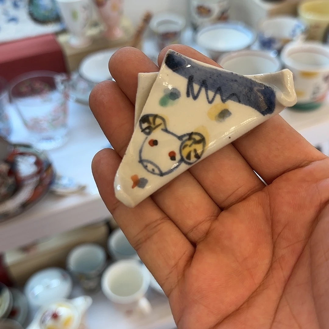 茶盏哈哈哈哈哈好好笑