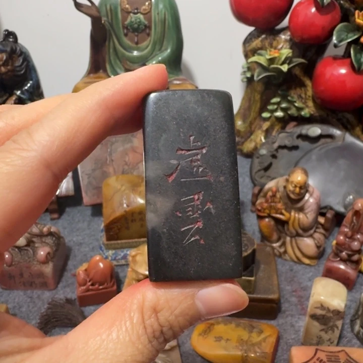 友***家石材手工艺品摆件