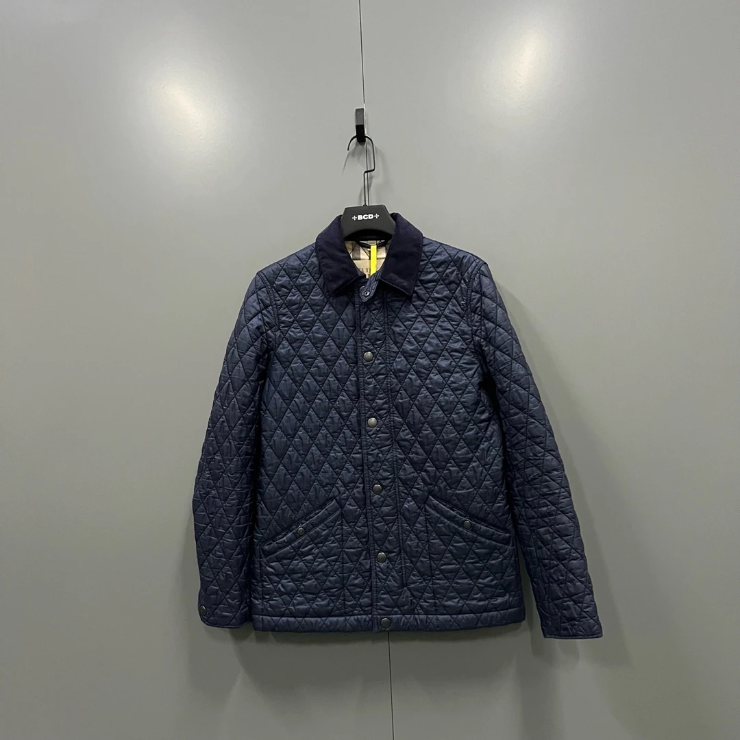 99新 BURBERRY/博柏利 h913  藏青色压纹棉夹克 S码 303677