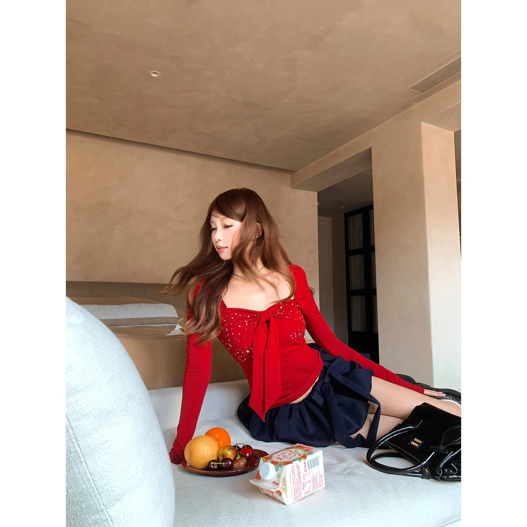 Pinksoya 烫钻蝴蝶结T恤女秋冬加绒长袖上衣