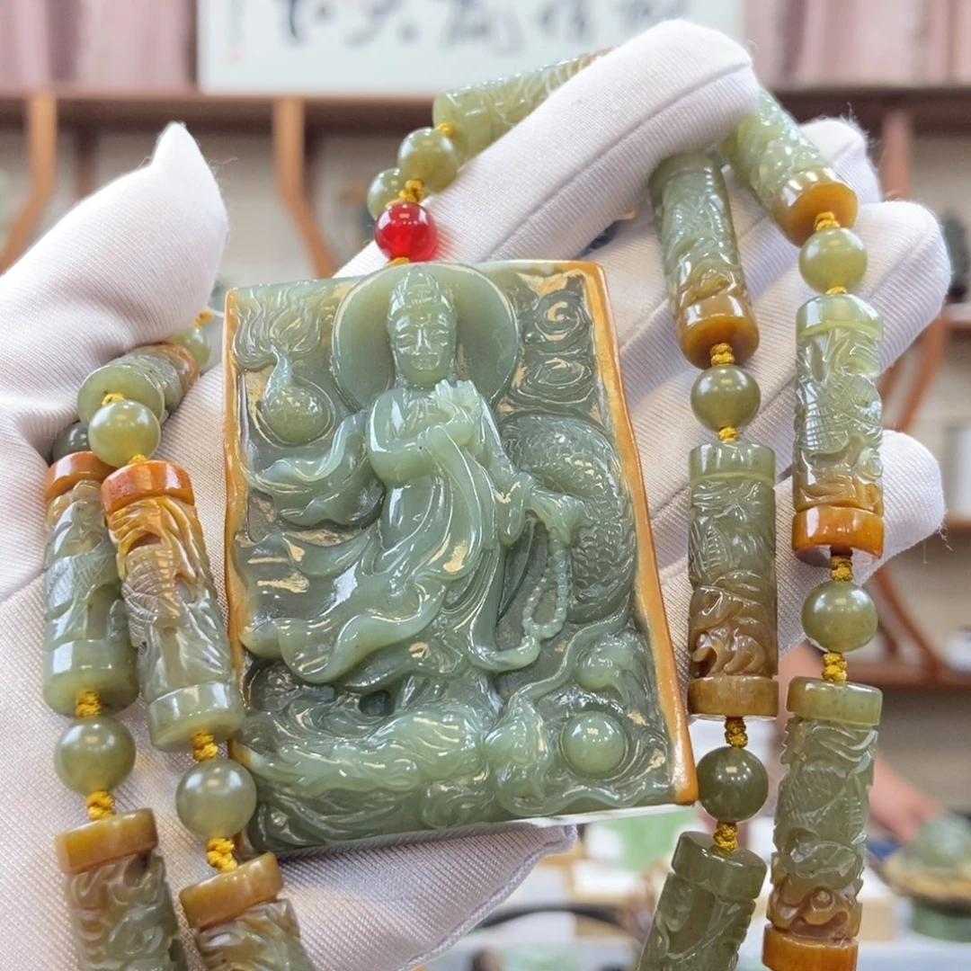 L***林颈饰未镶嵌和田玉