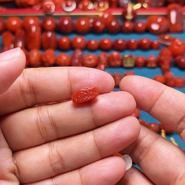 南红玛瑙未镶嵌配饰博古纹勒子6.6mm