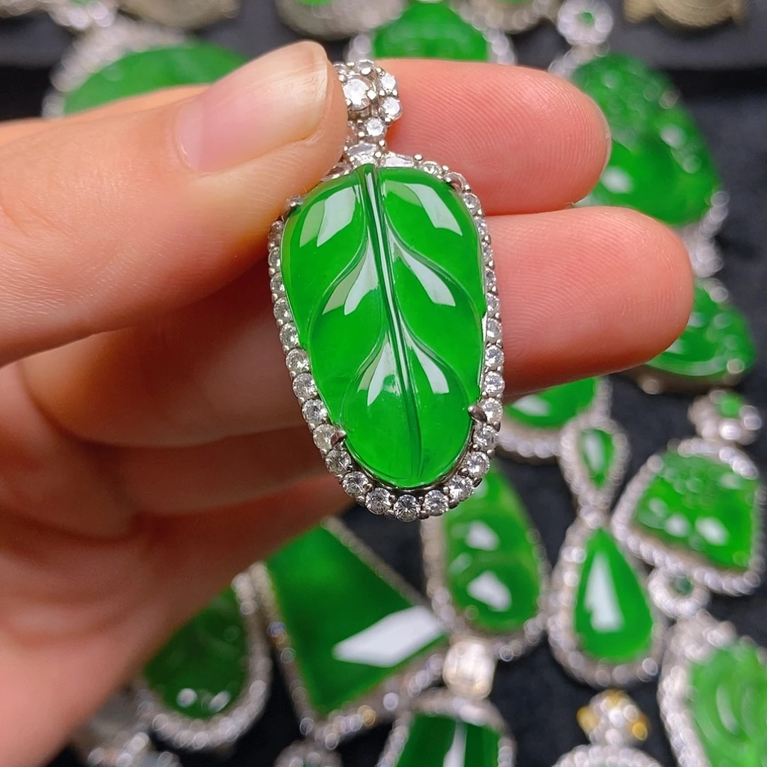 翡翠银S925镶嵌颈饰