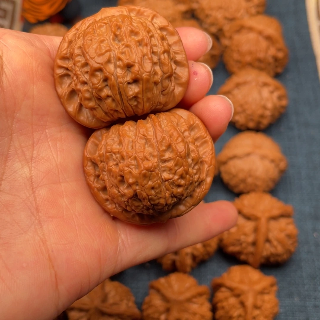 文玩核桃把件39全品毕业血麒麟