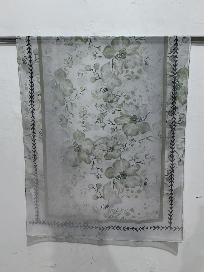 新款雪纺四季时尚百搭女款长款围巾