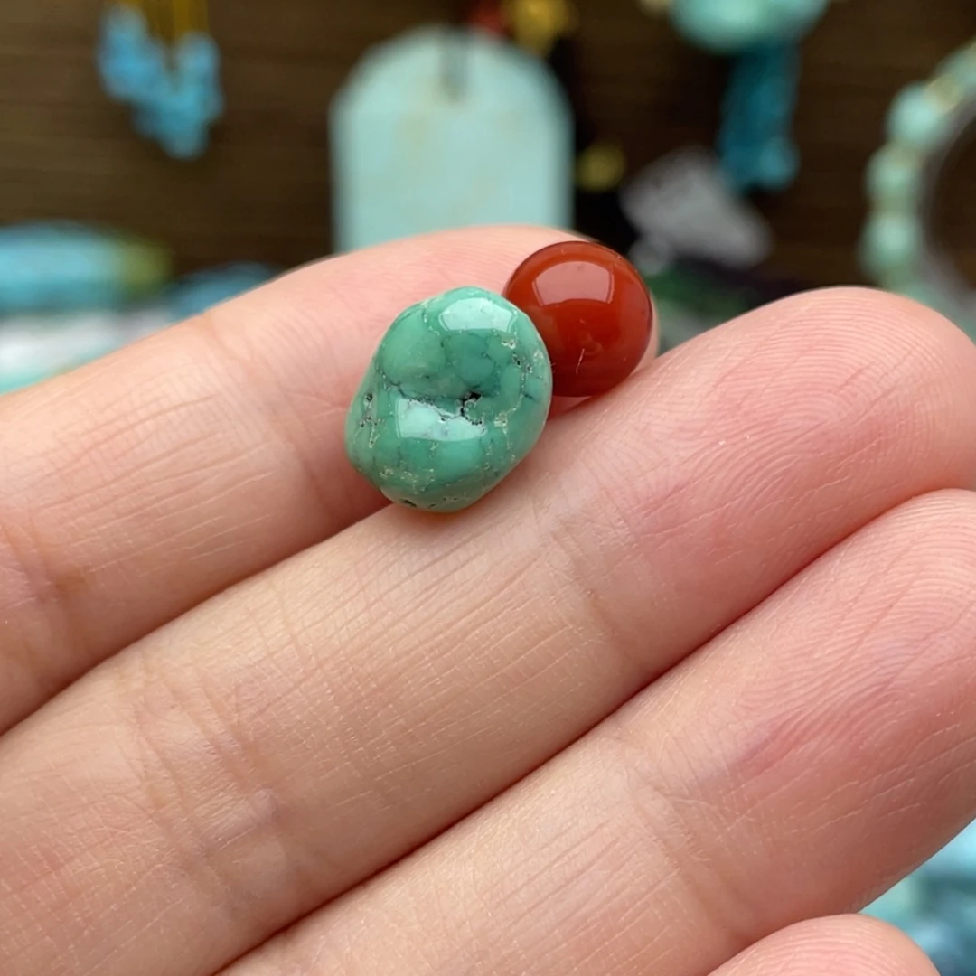 南红玛瑙未镶嵌珠宝奇石