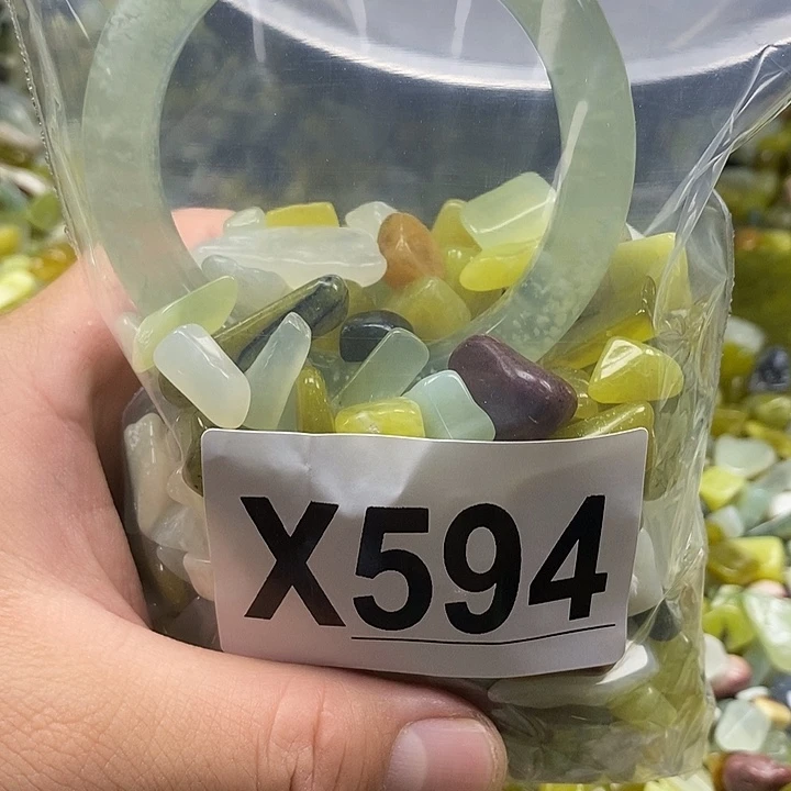 蛇纹石玉未镶嵌鱼缸石