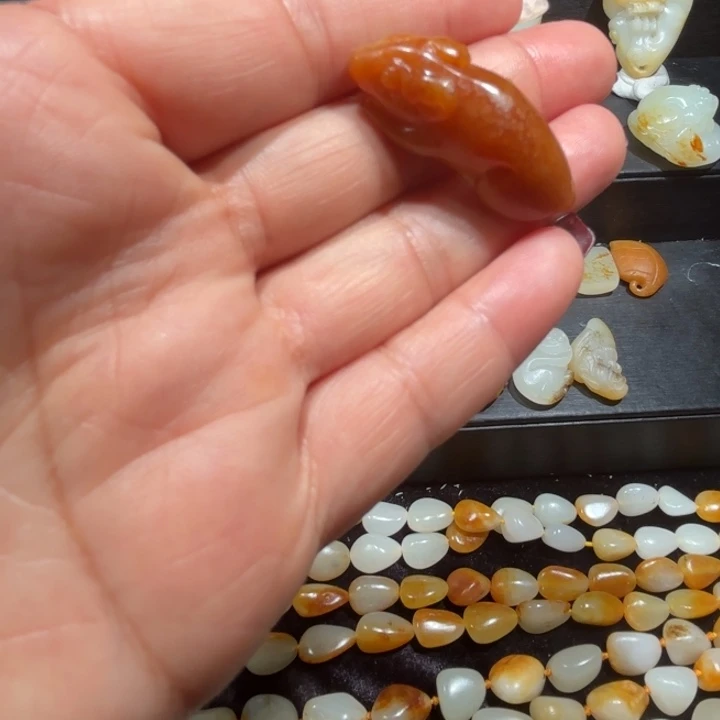 和田玉吊坠(不含链)未镶嵌