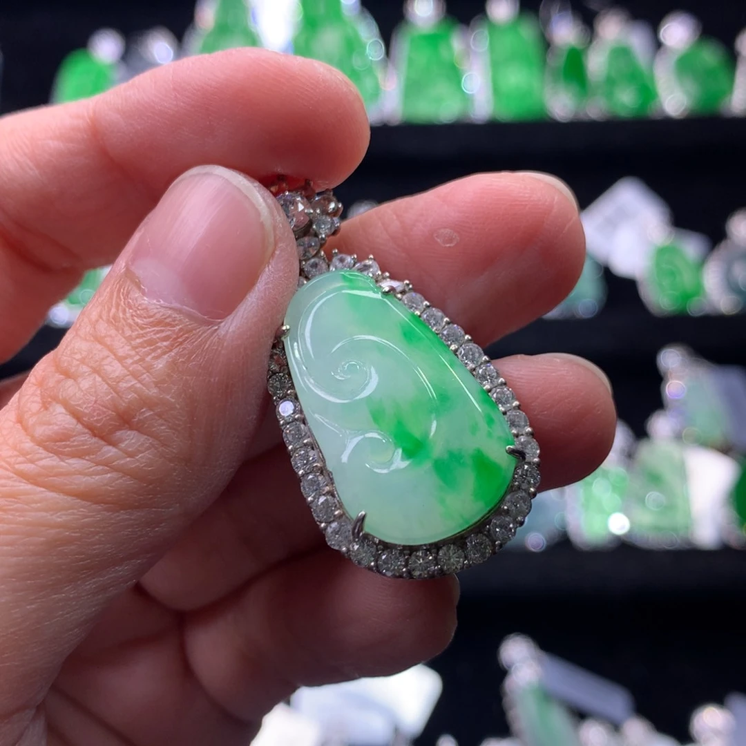 【闪购商品】银S925镶嵌戒指翡翠