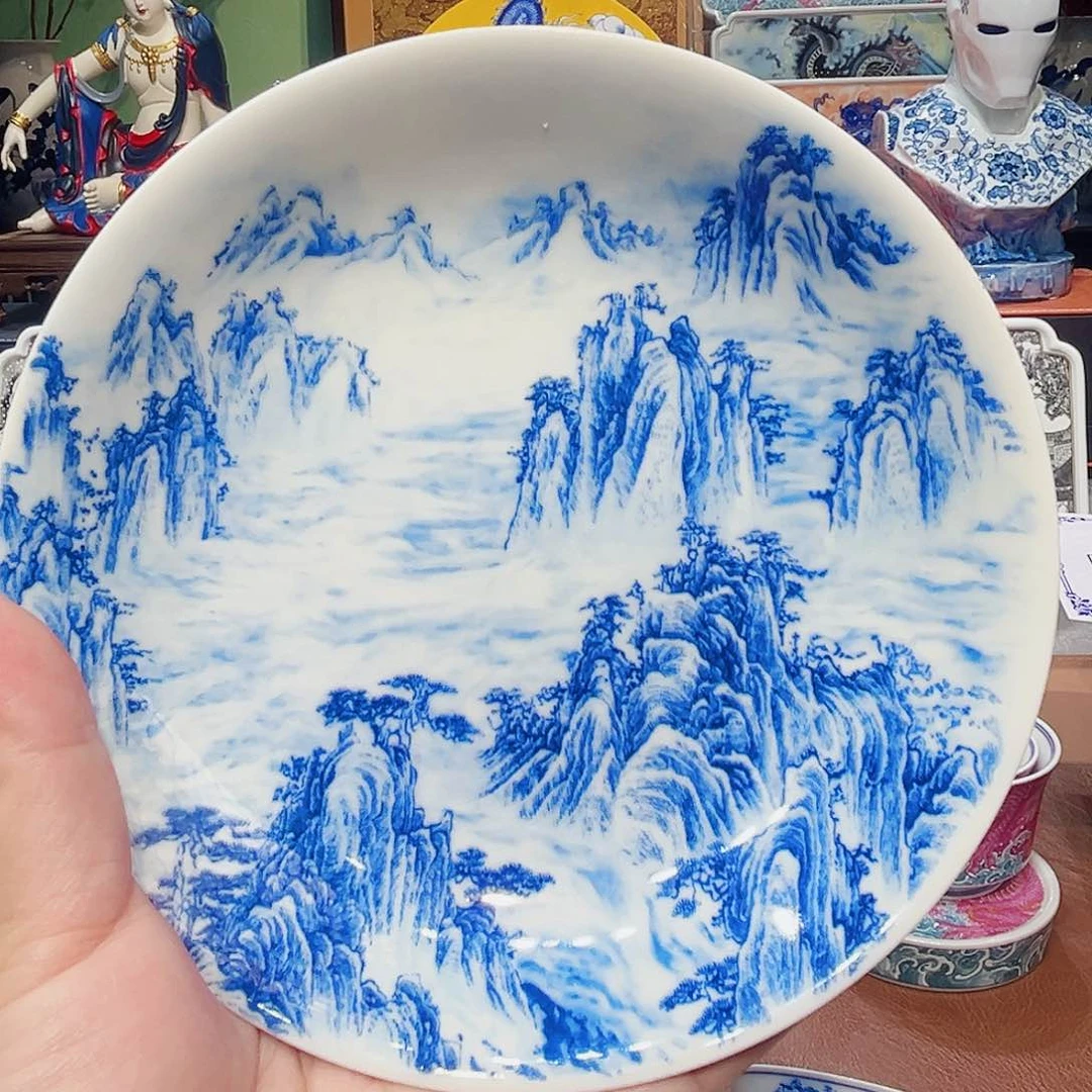 摆件山**险景德镇陶瓷协会秘书科工作