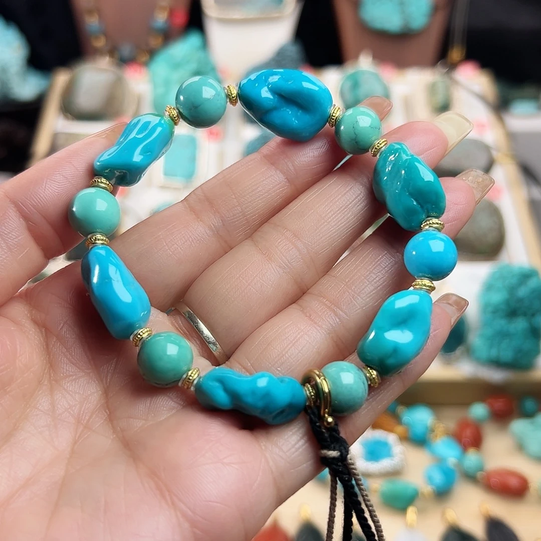 绿松石未镶嵌颈饰