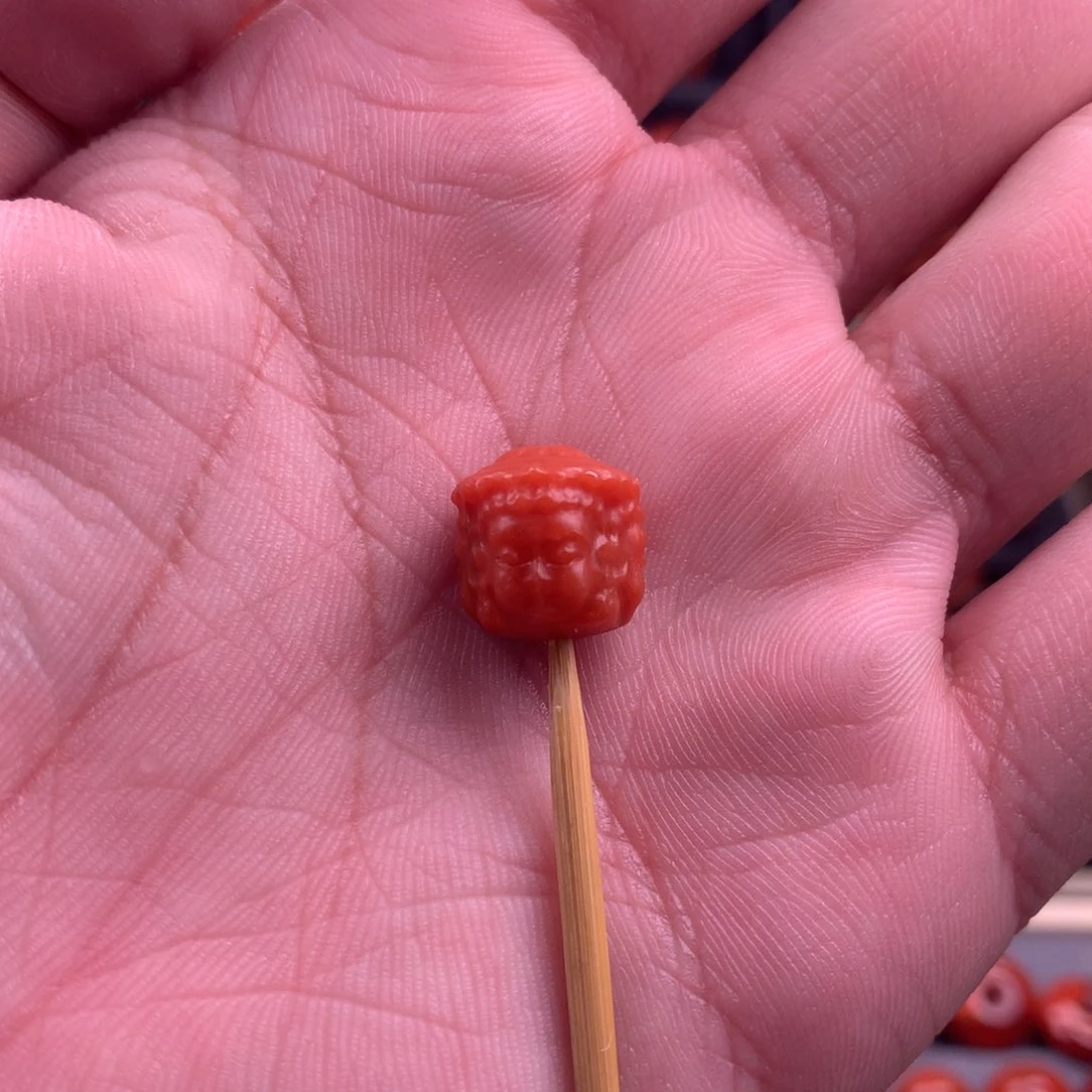 南红玛瑙精工雕刻三面佛12+未镶嵌