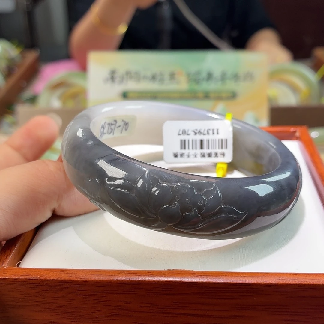 和田玉手镯未镶嵌58