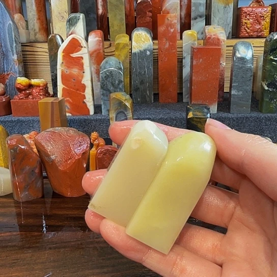 寿山石印石易*寿山石印石