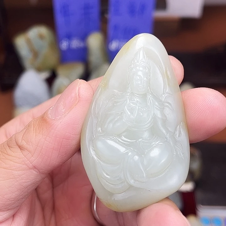 鸭***？和田玉未镶嵌颈饰