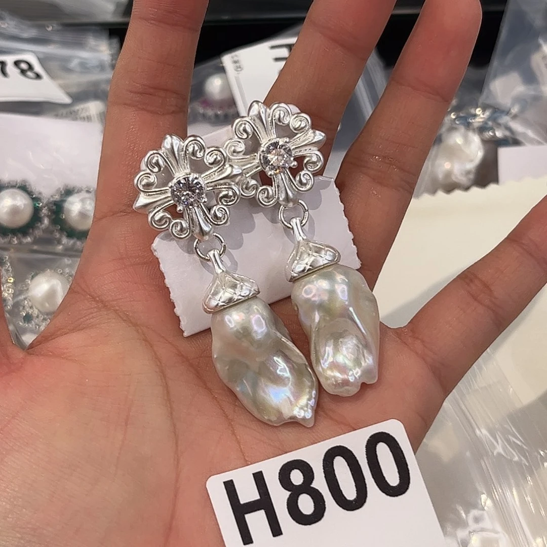 淡水珍珠耳饰合金