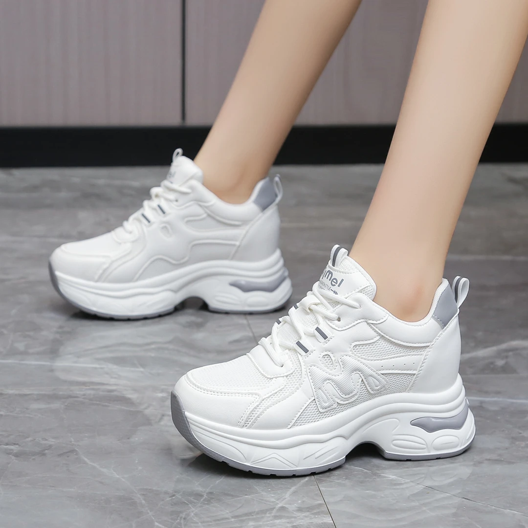 内增高休闲运动女鞋2025秋季新款韩版时尚高跟厚底系带秀气老爹鞋