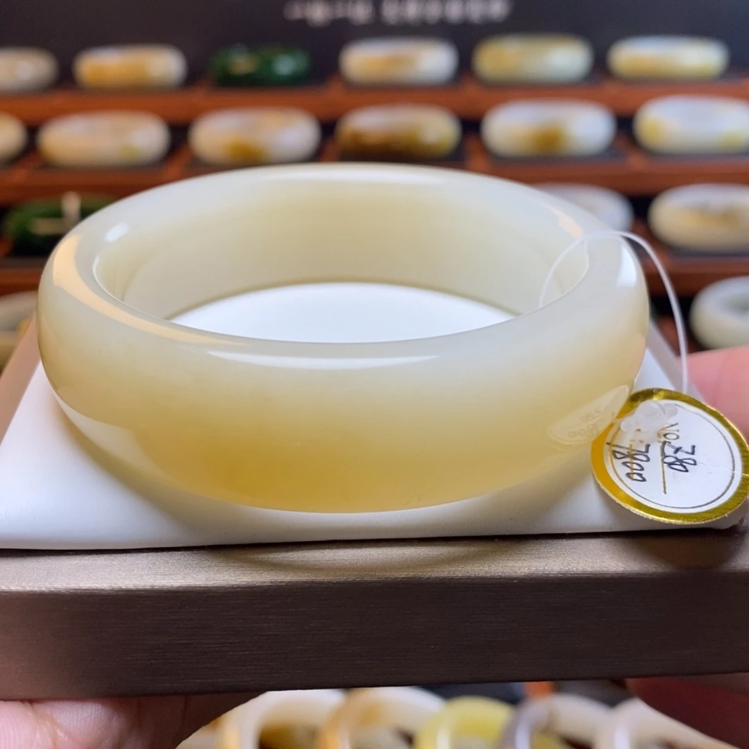 和田玉未镶嵌手镯58.5圈