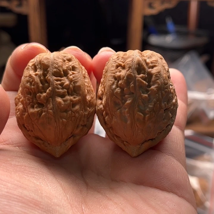 文玩核桃把件楸大胖8瑕疵