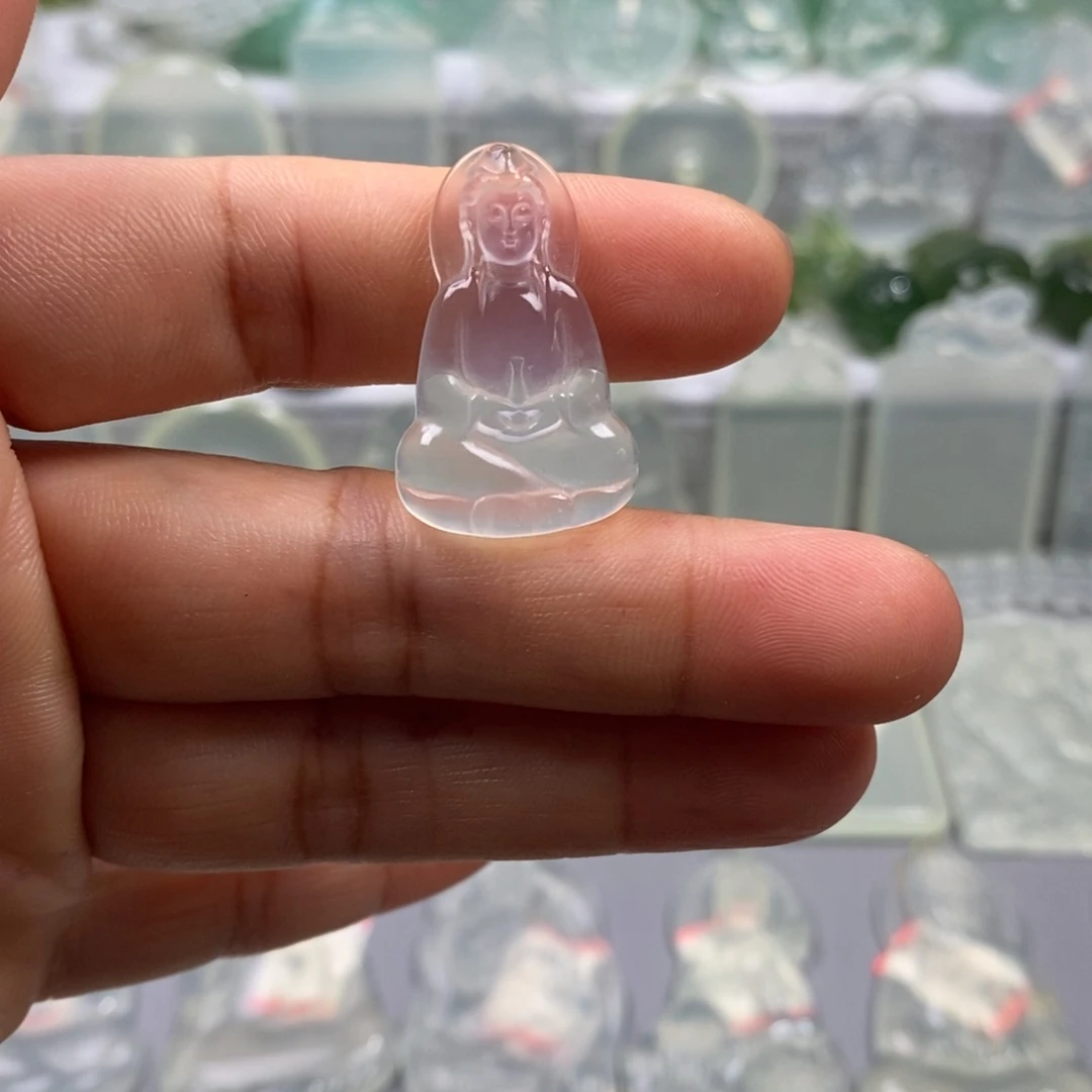 珍****蛇纹石玉未镶嵌颈饰